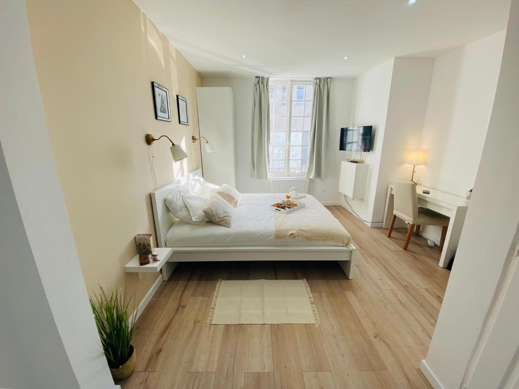 Studio Cosy En Plein Coeur De Soissons Lägenhet Exteriör bild