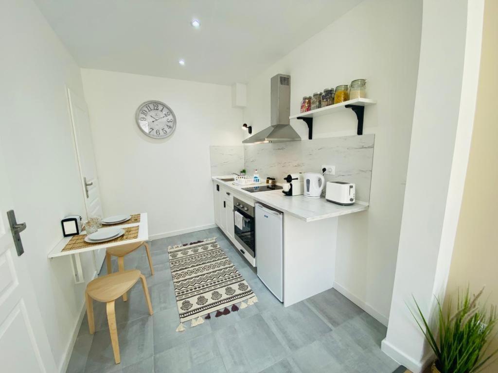 Studio Cosy En Plein Coeur De Soissons Lägenhet Exteriör bild